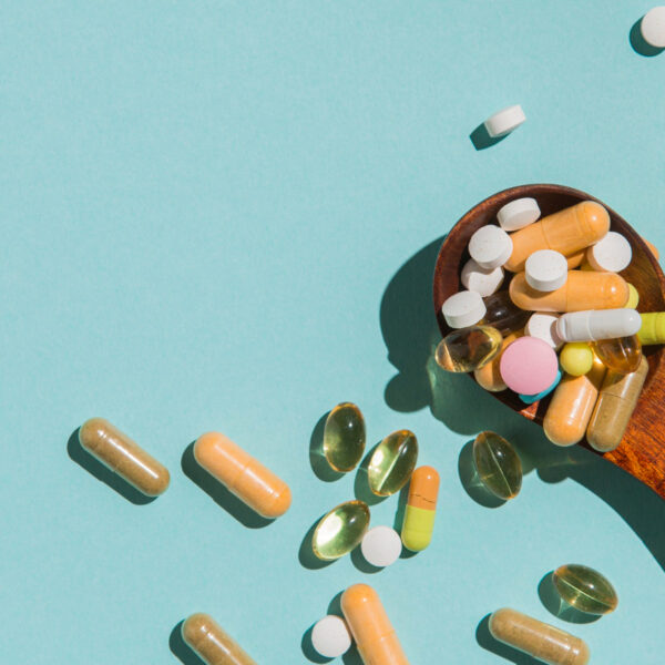 Suplementy na obniżenie cukru – co naprawdę działa według badań?